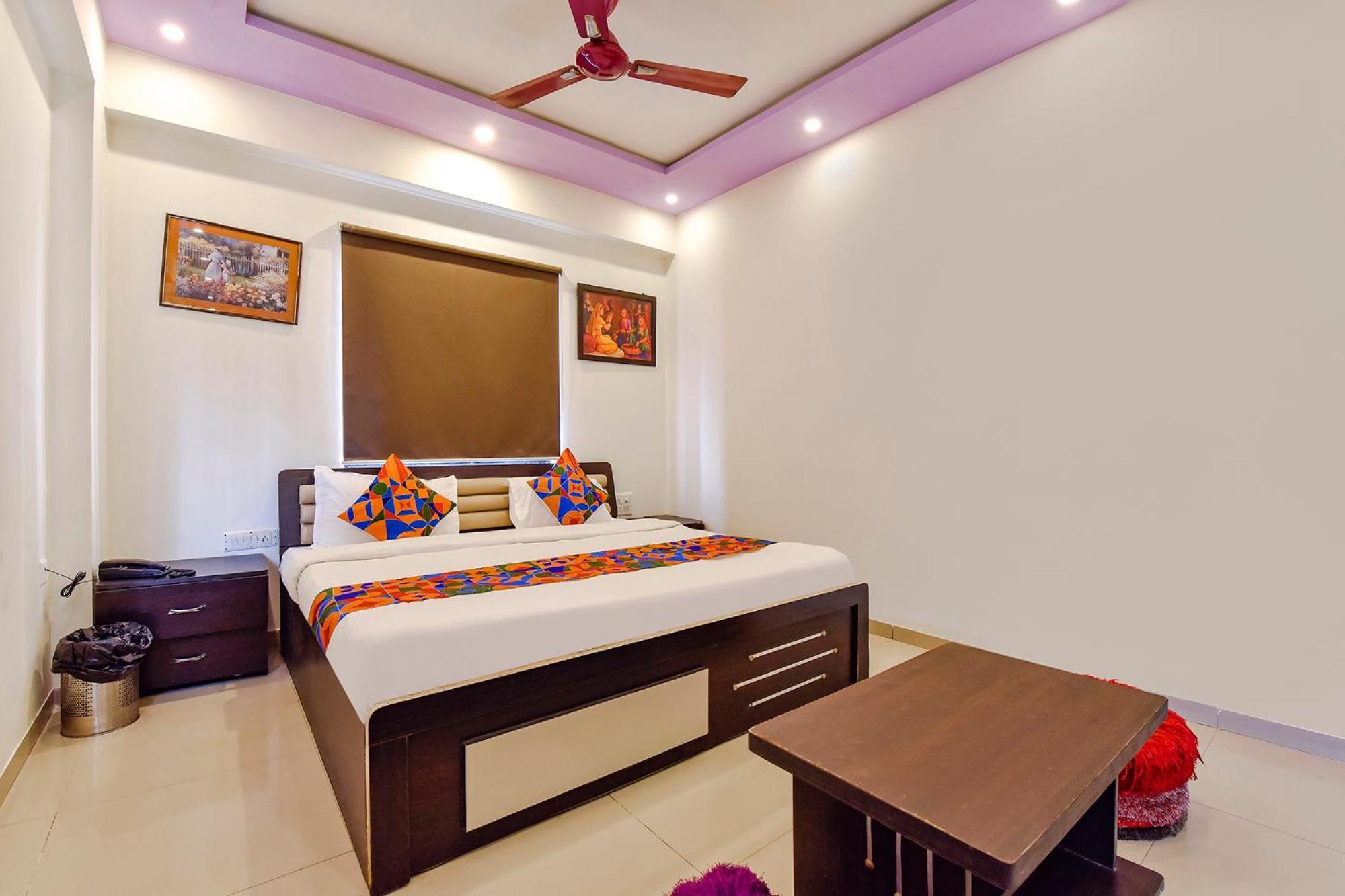 OYO 9240 Hotel Crystal Inn Ahmedabad Exterior foto
