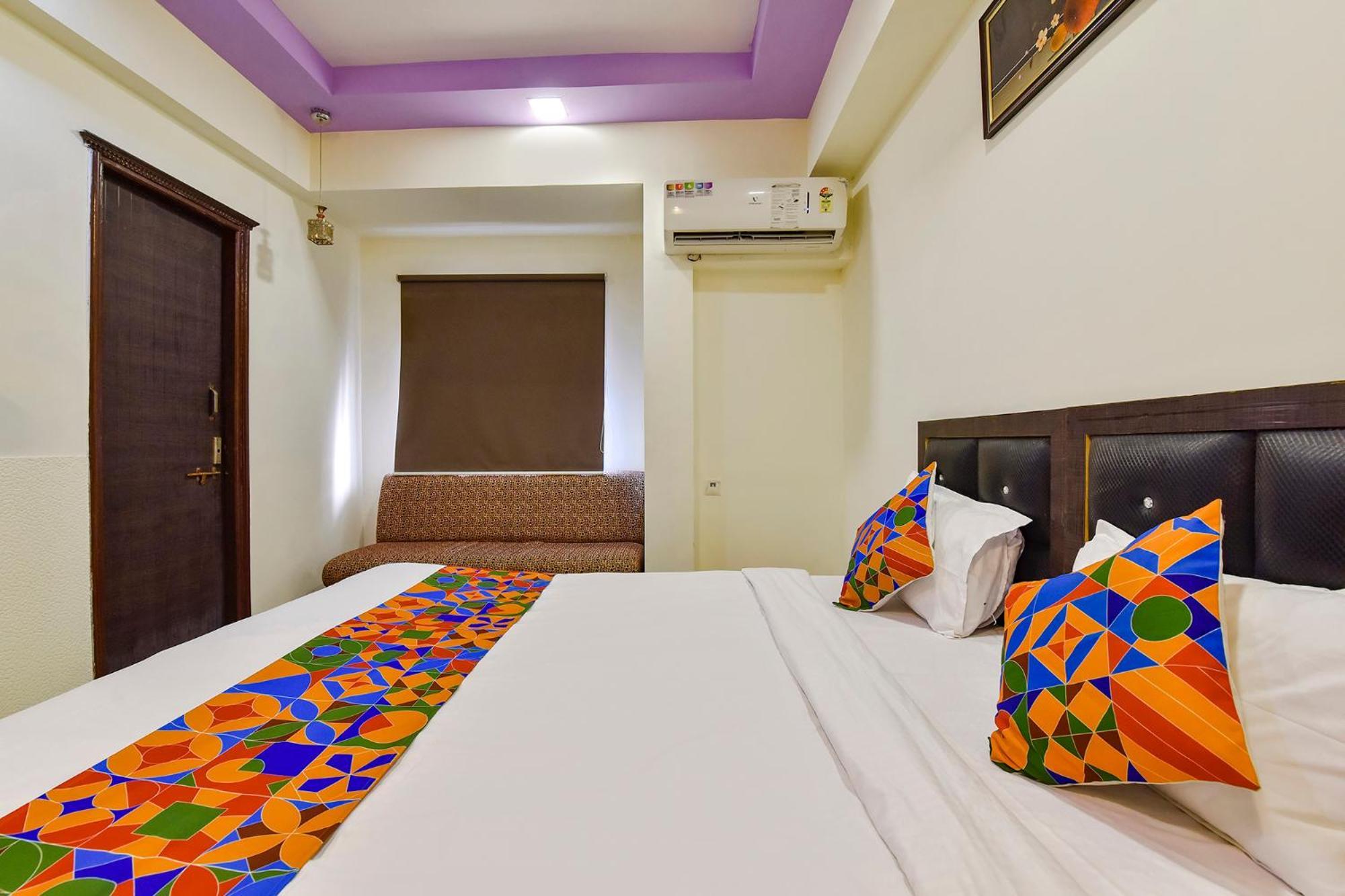 OYO 9240 Hotel Crystal Inn Ahmedabad Exterior foto